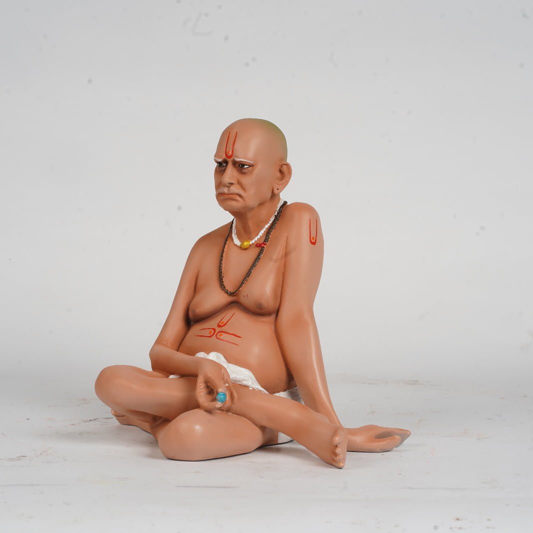 Swami Samartha Sitting Statue